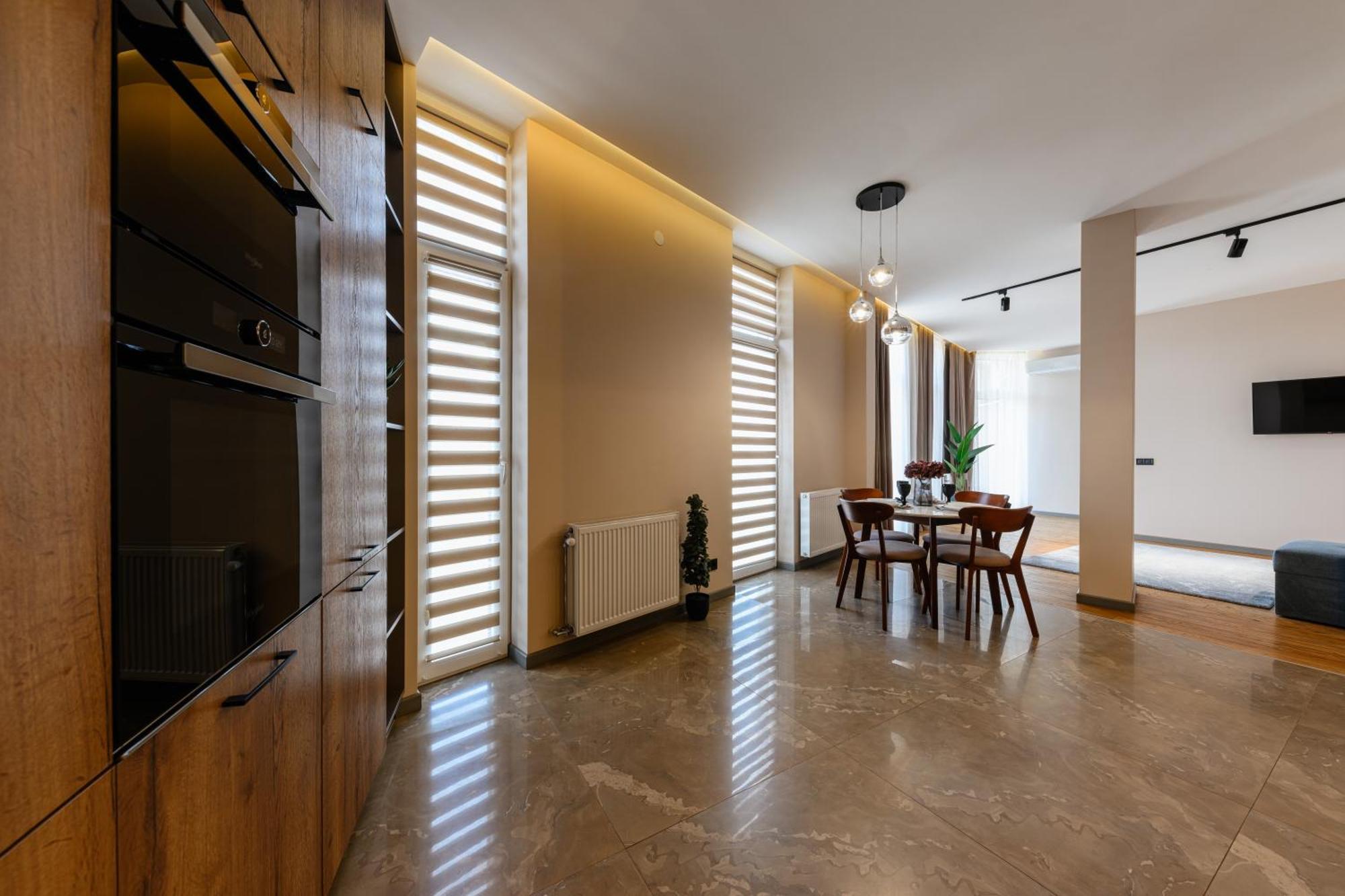 Luxury Apartments Smart House Ужгород Экстерьер фото
