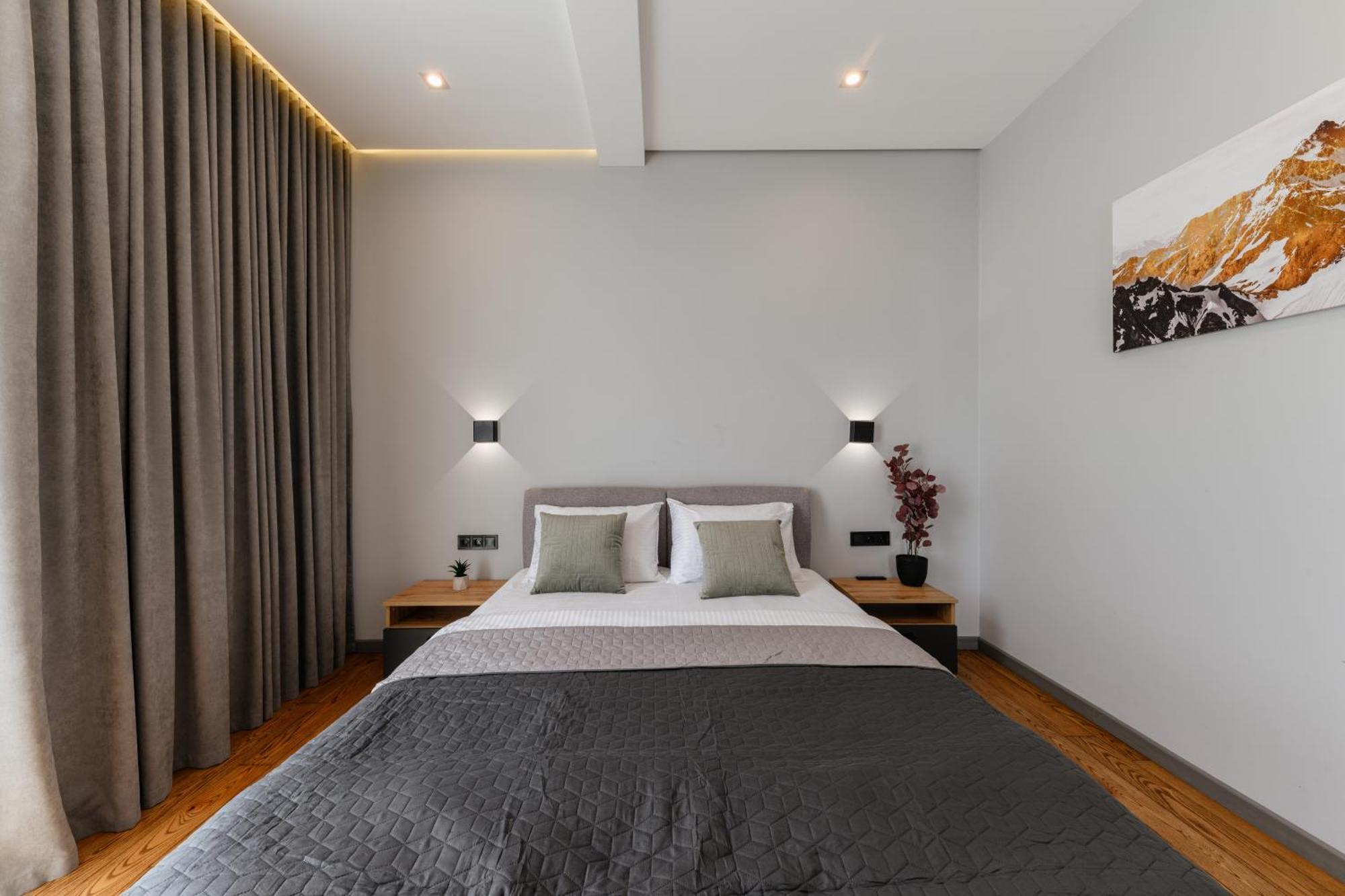 Luxury Apartments Smart House Ужгород Экстерьер фото